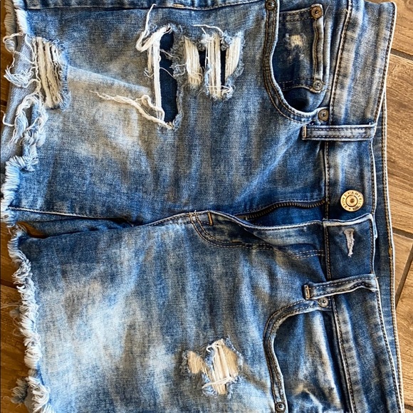 Mid rise, denim shorts- Price Firm! Thanks! 💜 - Picture 2 of 5